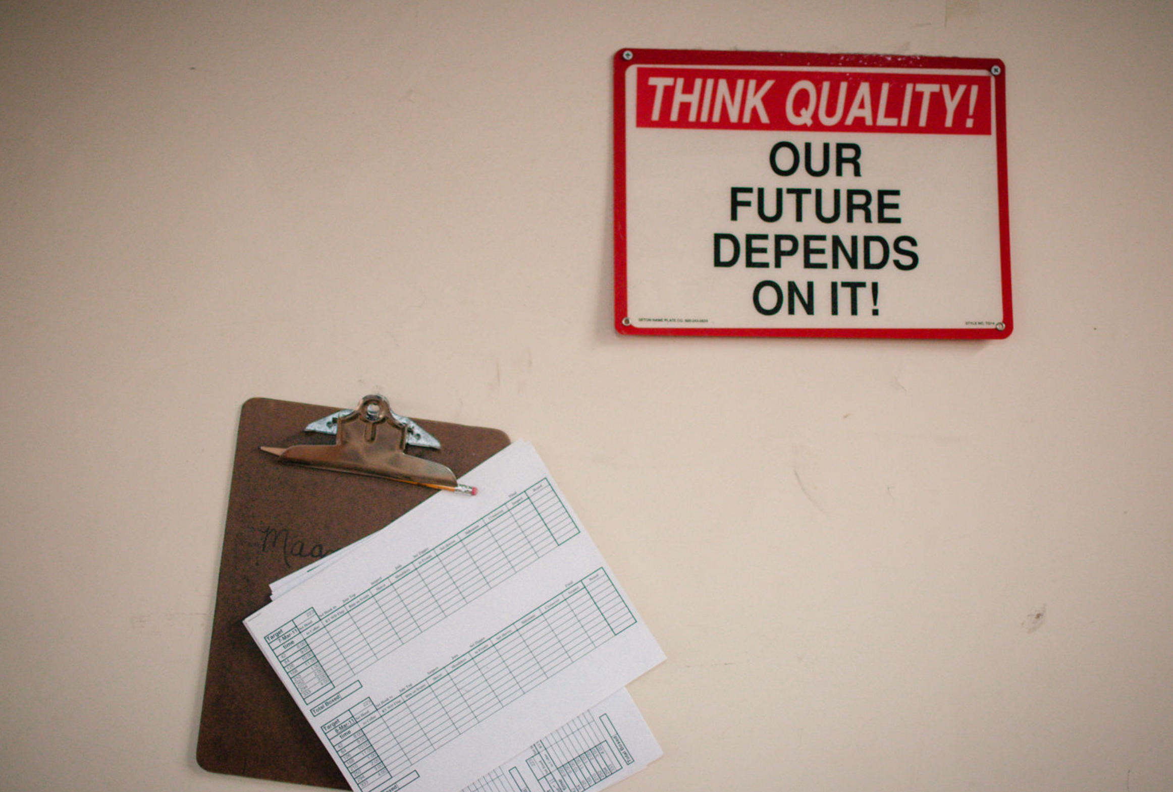 Sewing factory interior photo 17